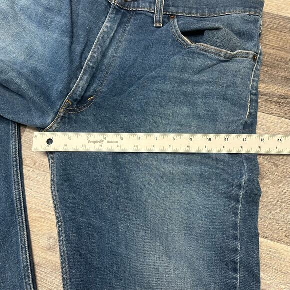 Levis 505 Red Tab Blue Mens 38x30 Straight Medium Wash Faded Front Denim‎ Jeans - Picture 11 of 11